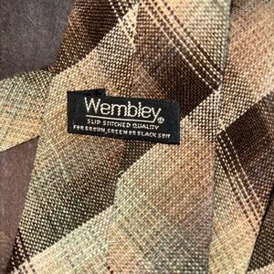 Wembley Classic Brown and Cream Plaid Tie